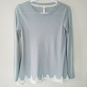 SUPER CUTE long sleeve tee